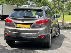 Hyundai Tucson 2012 SUV (Used)