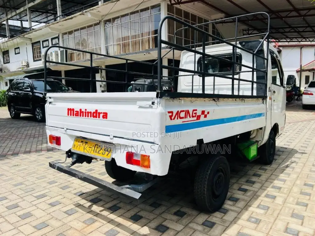 Mahindra Maxximo 2012 Lorry (Used)