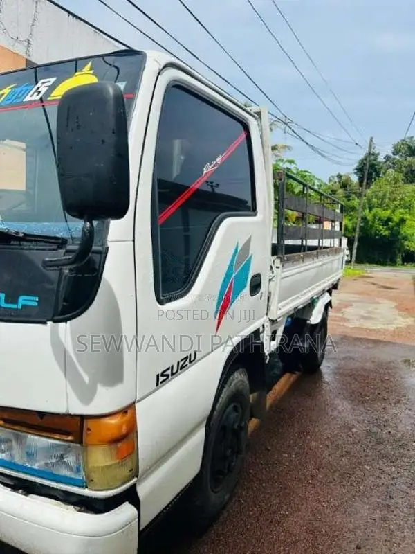 Isuzu ELF 2000 Lorry (Used)