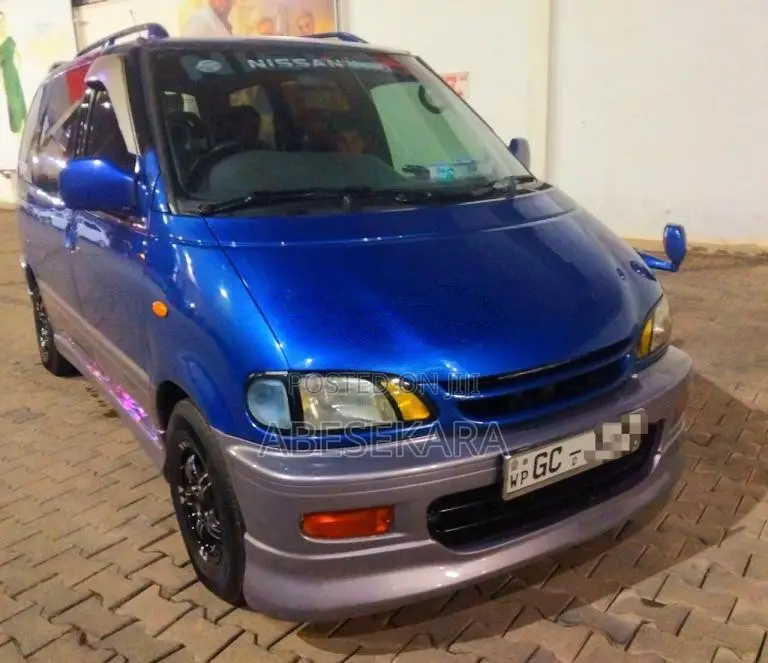 Nissan Serena FX 1998 Van (Used)