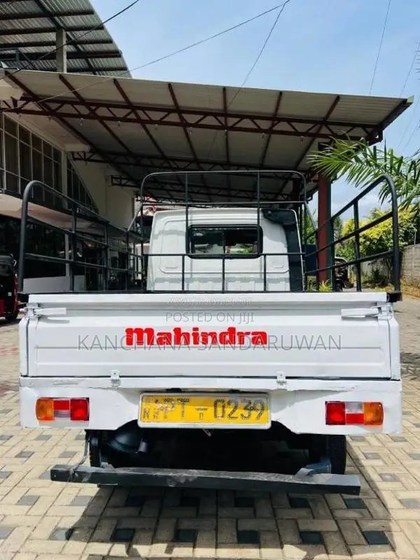 Mahindra Maxximo 2012 Lorry (Used)