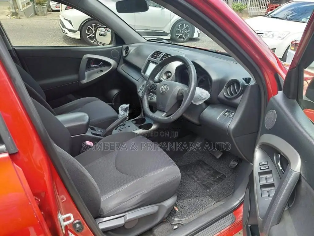 Toyota Rav4 G Grade 2013 SUV (Used)
