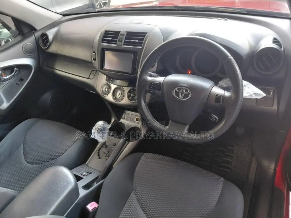 Toyota Rav4 G Grade 2013 SUV (Used)