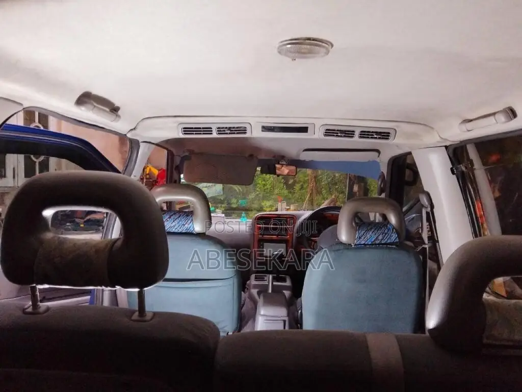 Nissan Serena FX 1998 Van (Used)