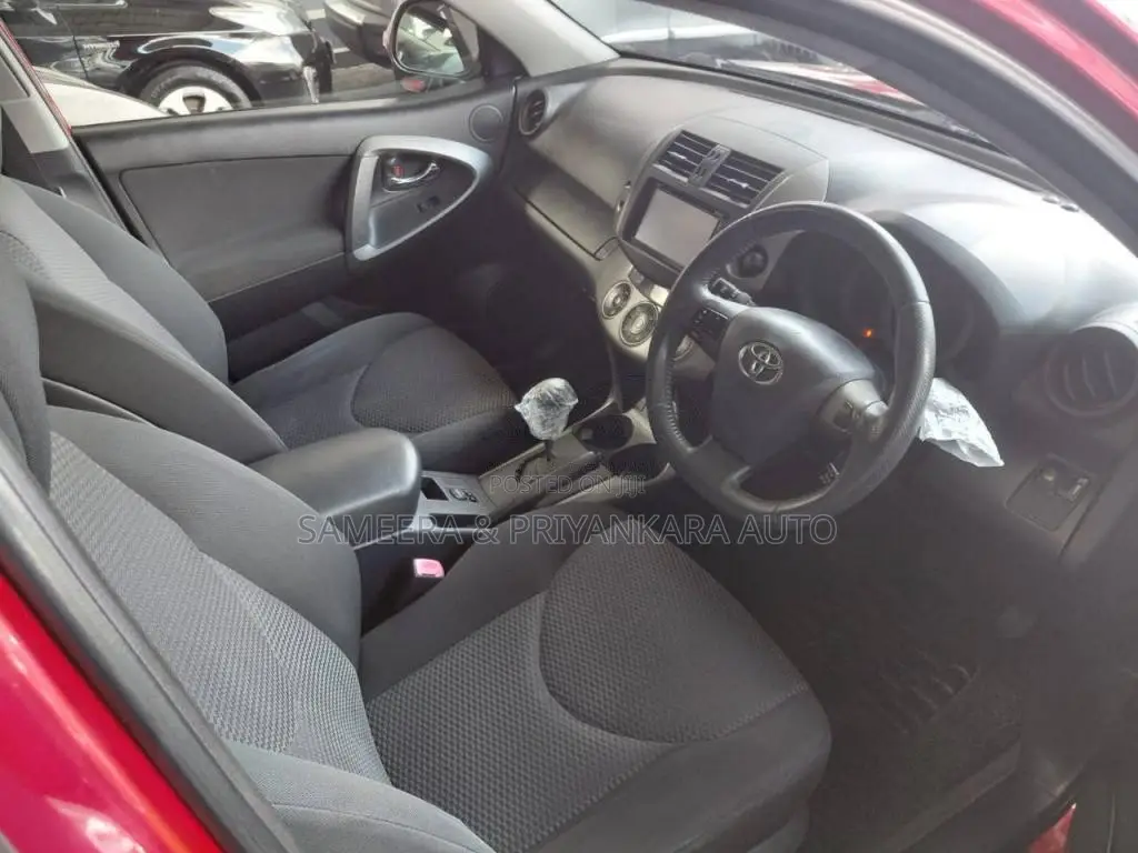 Toyota Rav4 G Grade 2013 SUV (Used)