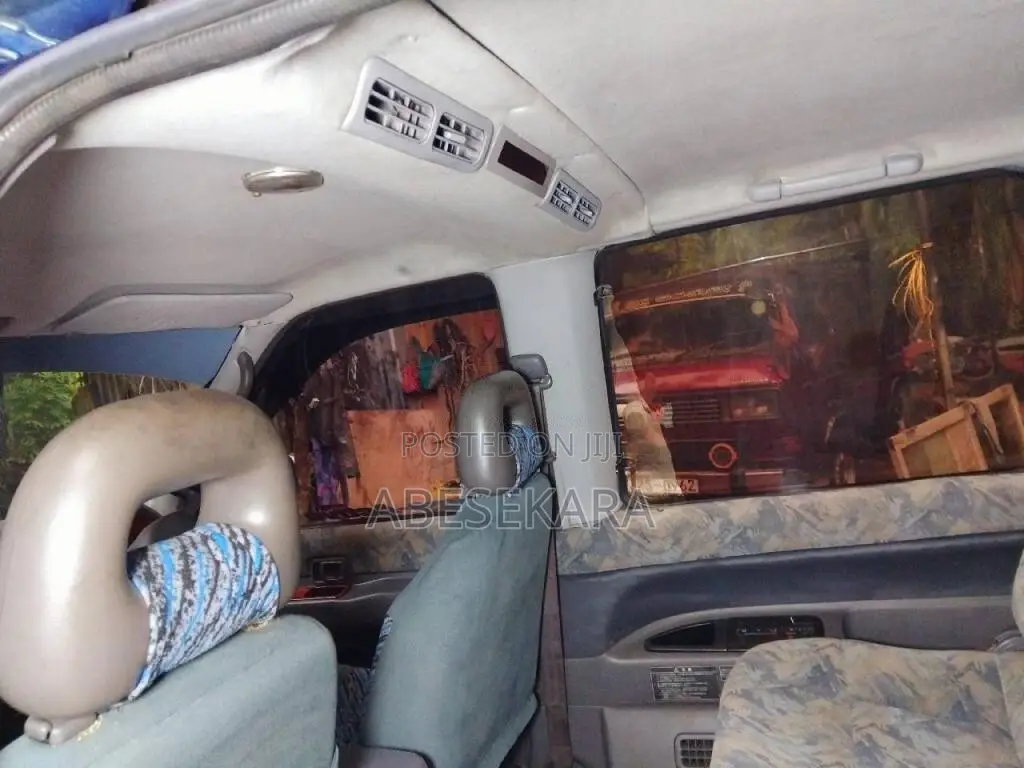 Nissan Serena FX 1998 Van (Used)