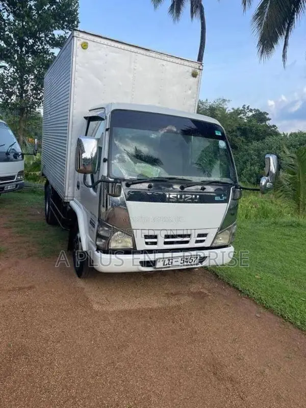Isuzu NKR 12 FULL BODY 2005 Lorry (Used)