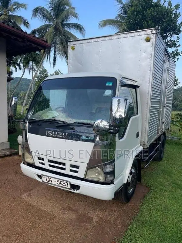 Isuzu NKR 12 FULL BODY 2005 Lorry (Used)