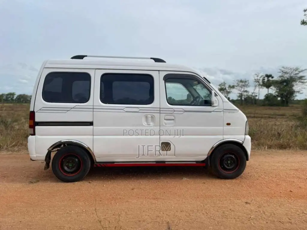 Suzuki Every 2001 Van (Used)