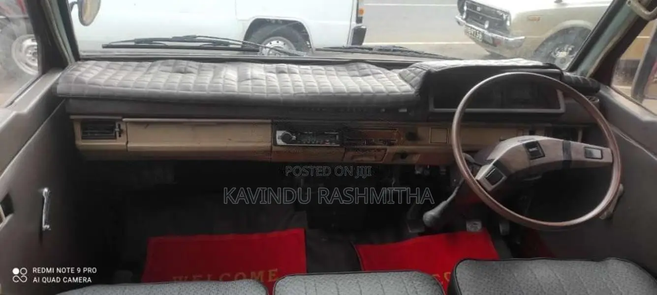Mitsubishi L300 1984 Van (Used)