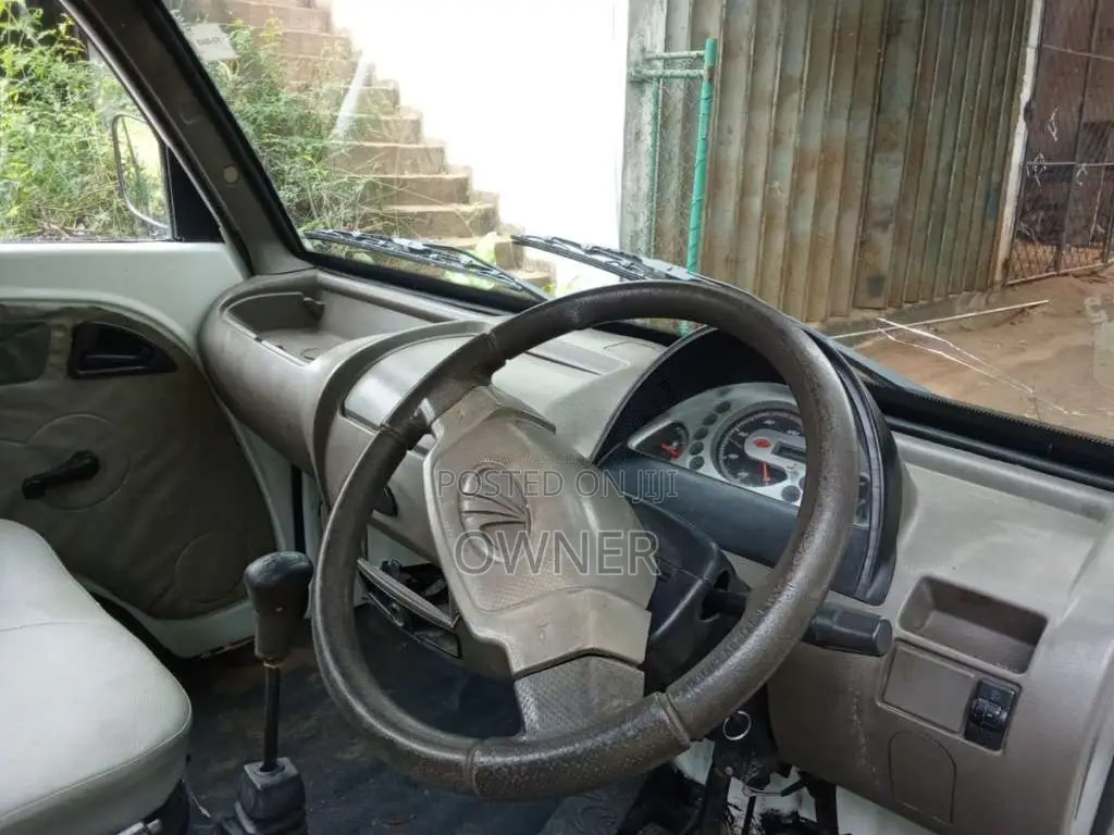 Mahindra Maxximo 2012 Lorry (Used)