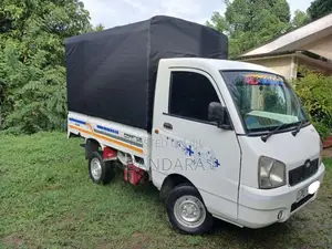 Mahindra Maxximo 2012 Lorry (Used)