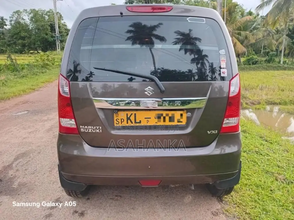 Suzuki Wagon R 2011 Car (Used)