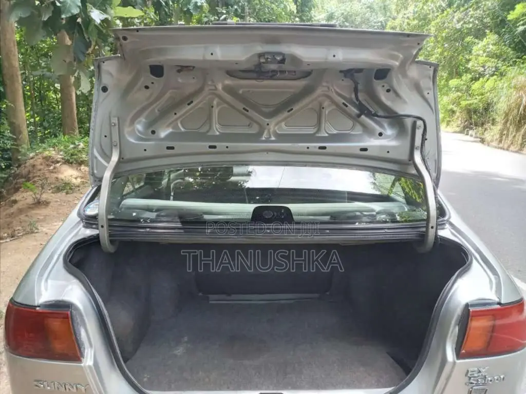 Nissan Sunny FB14 Ex Saloon 1994 Car (Used)