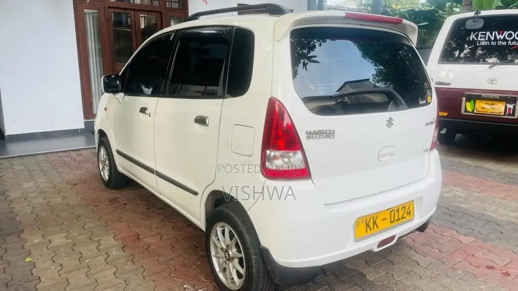 Suzuki Estilo 2010 Car (Used)