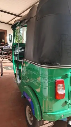 Bajaj RE 2014 Three Wheel (Used)