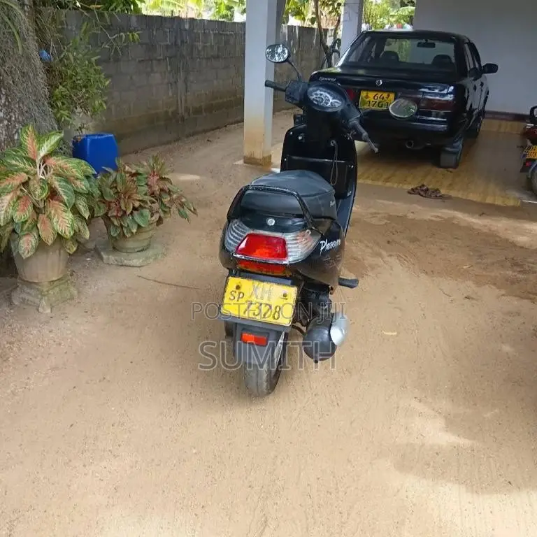 Hero Pleasure 2012 Motorbike (Used)