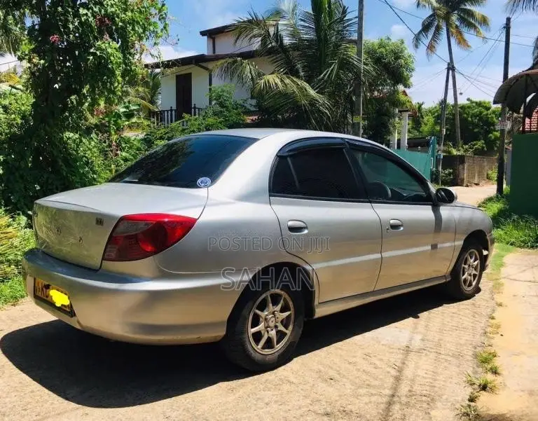 Kia Rio 2006 Car (Used)