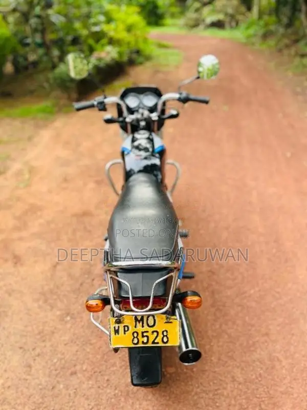Bajaj CT-100 2006 Motorbike (Used)