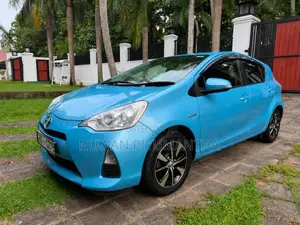 Toyota Aqua 2012 Car (Used)