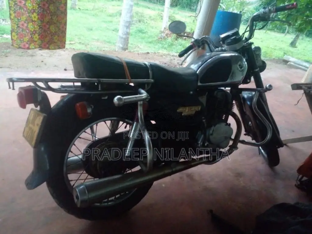 Honda Benly 2004 Motorbike (Used)