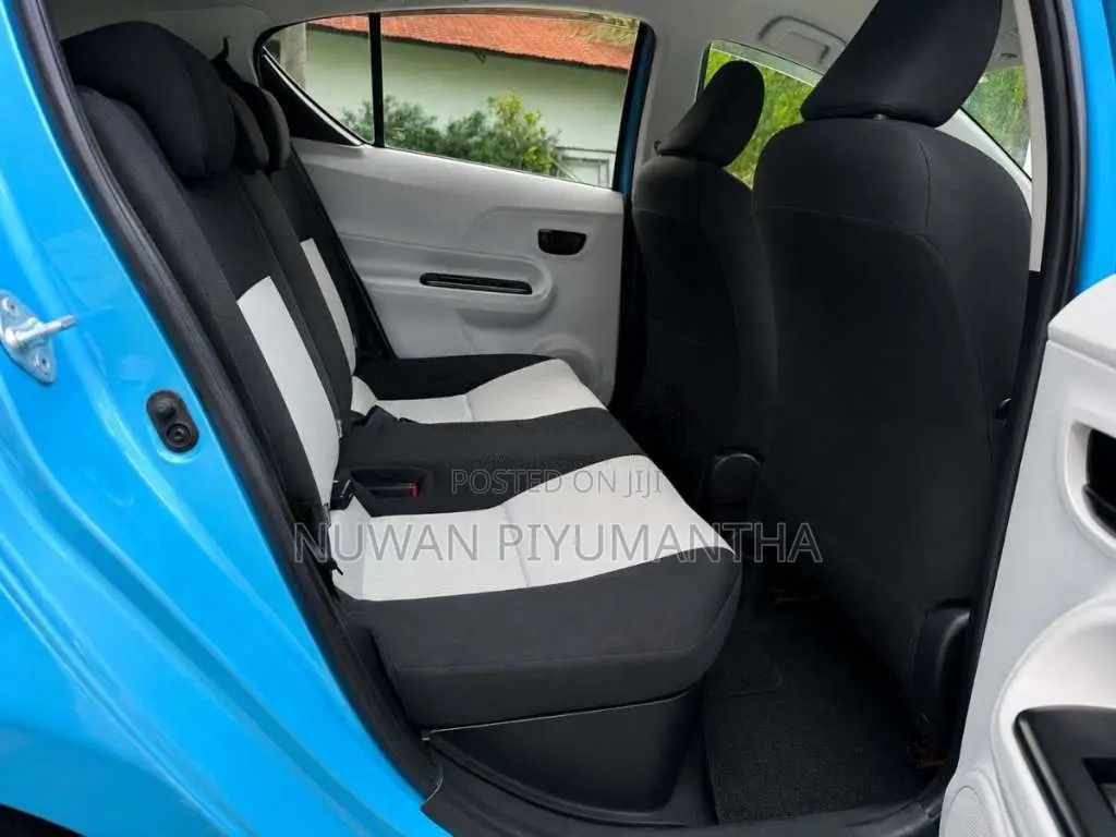 Toyota Aqua 2012 Car (Used)
