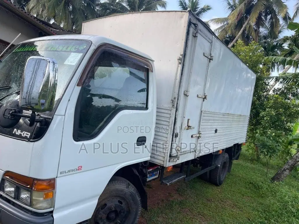 Isuzu NKR 55L 14 FULL BODY 1998 Lorry (Used)