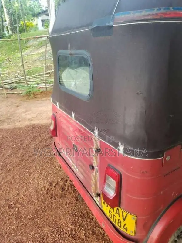 Bajaj RE 2015 Three Wheel (Used)