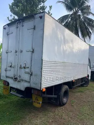 Isuzu NKR 55L 14 FULL BODY 1998 Lorry (Used)
