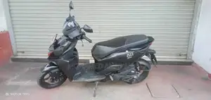Hero Zoom 2025 Motorbike (Used)