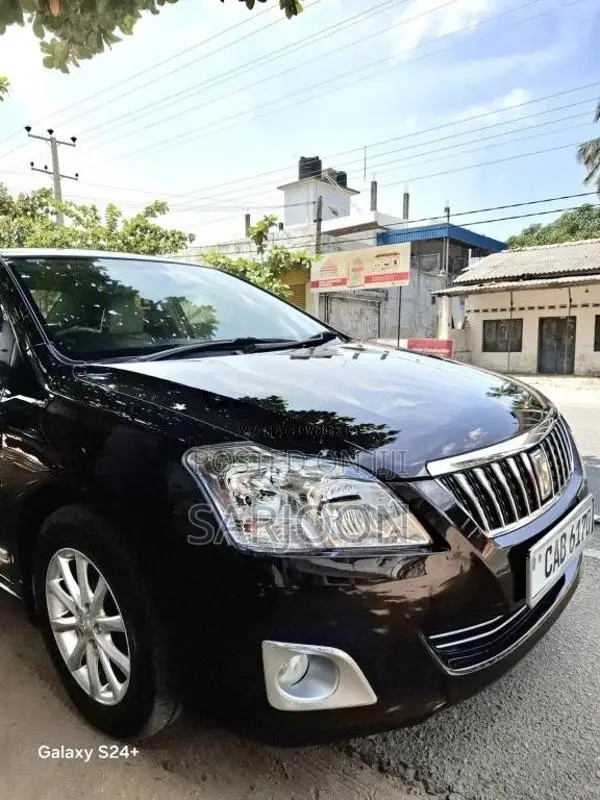 Toyota Premio 2013 Car (Used)