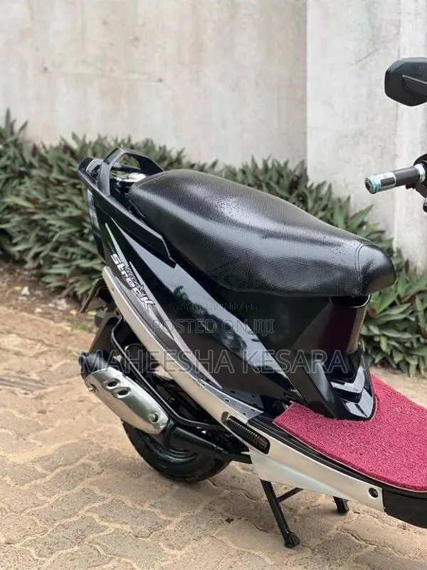 TVS Scooty Streak 2011 Motorbike (Used)