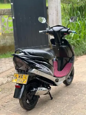 TVS Scooty Streak 2011 Motorbike (Used)