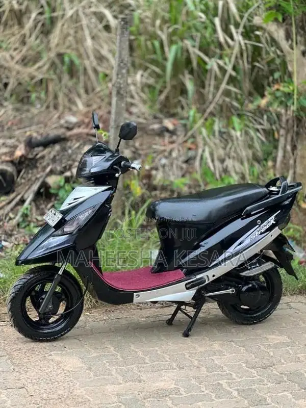 TVS Scooty Streak 2011 Motorbike (Used)