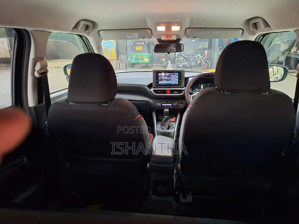 Toyota Raize Z Grade 2020 SUV (Used)