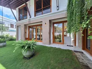 super luxury modern house for sale in battaramulla
