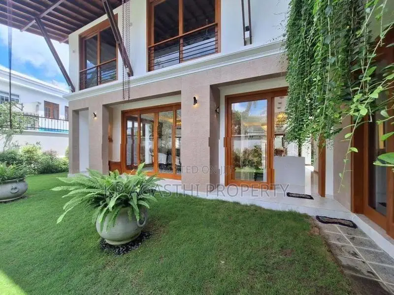 super luxury modern house for sale in battaramulla