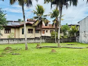අතුරුගිරියෙන් නේවාසික බිම් කොටස් දෙකක් විකිණීමට | KK 13037