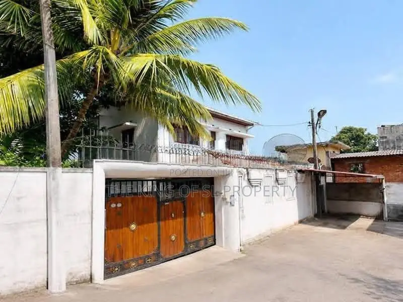House for sale in Colombo 13