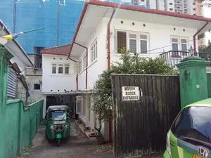 House for sale in Colombo 08