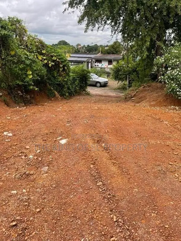 Land for sale in Nugegoda ( Mirihana )