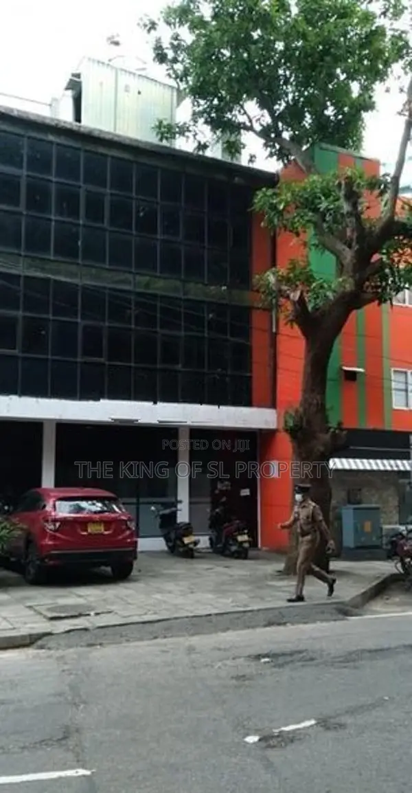 Building for sale in Colombo 02
