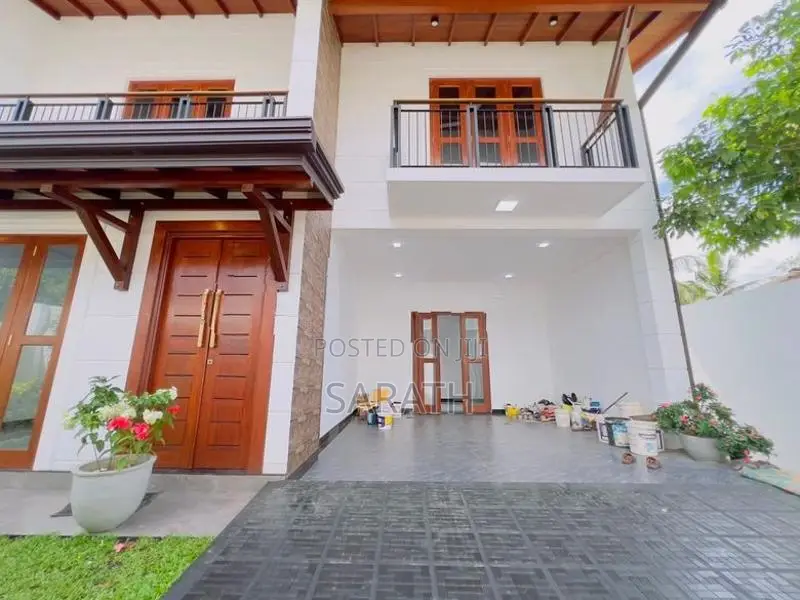 5 Bed With Luxury House Sale Malabe