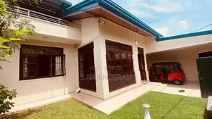 Two-units modern house for sale in Anderson Road dehiwala