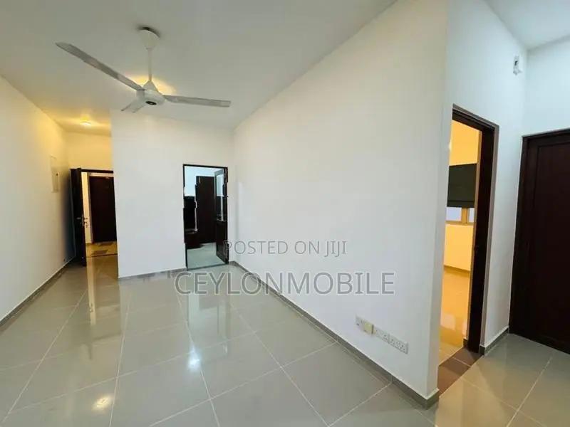 Unfurnished 2BR Apartment For Rent Ariyana Resort Athurugiriya