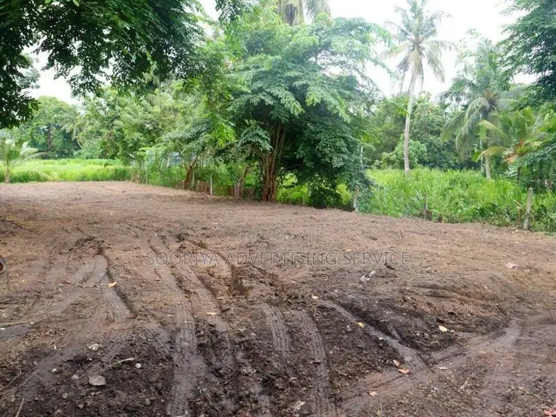 Land for Sale in Athurugiriya