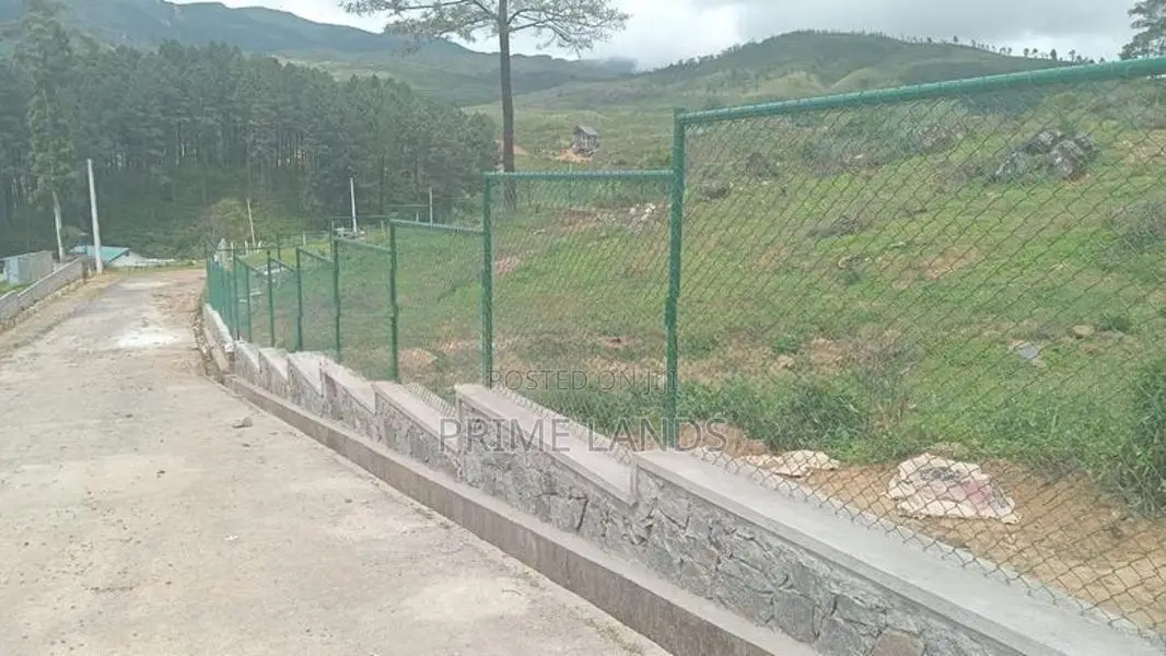Ramboda falls road Nuwaraeliya