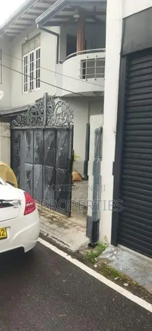 House for sale in Dehiwela