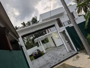 Brand new house with swimming pool for sale in Biyagama - Kottunna roa