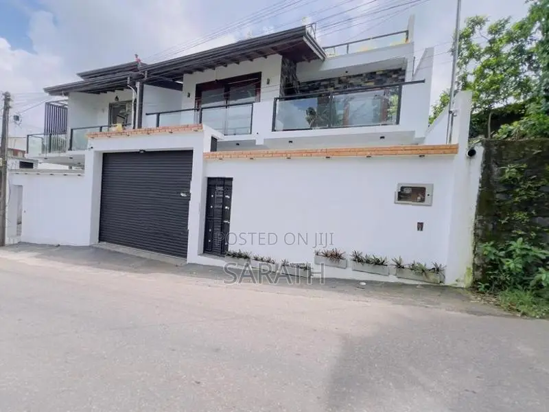 Luxurious Brand New House Sale Malabe